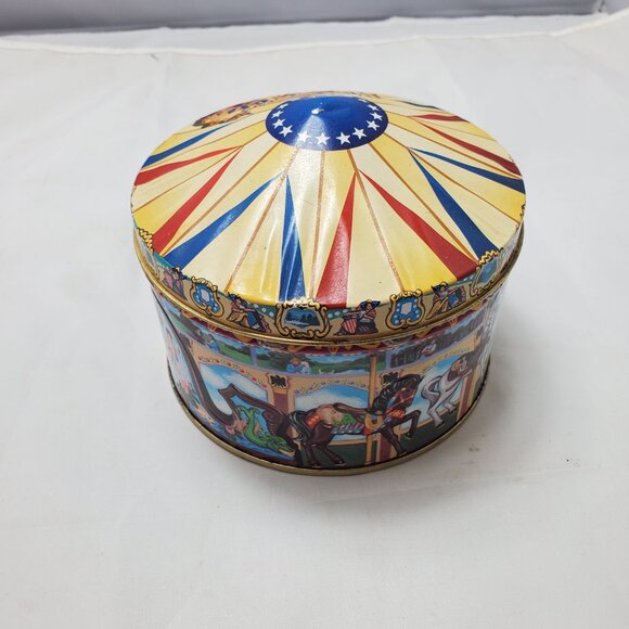 Hershey Park Carrousel Tin Box Hometown Series Canister #13 USA 1996 Empty - Picture 3 of 4
